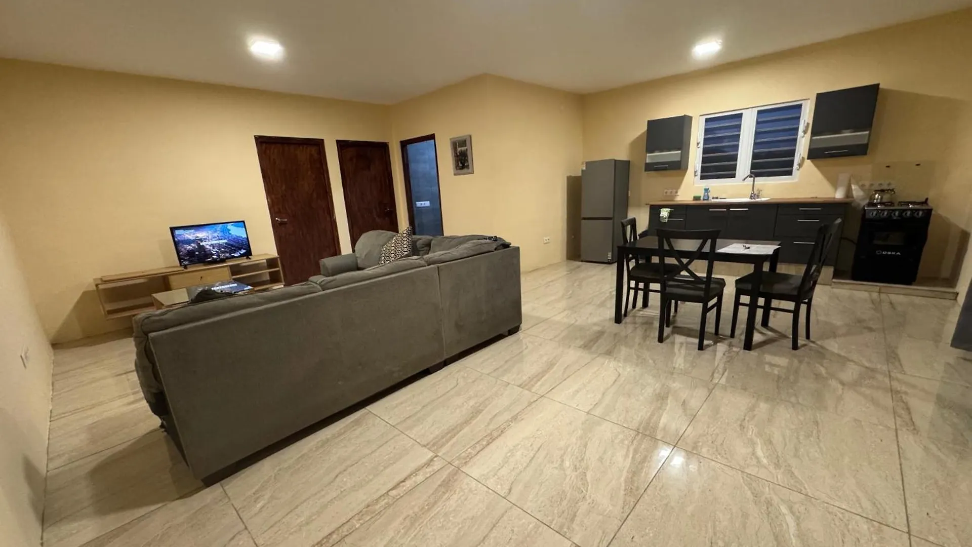 ZEMMA Apartments Βίλλεμσταντ Κουρασάο